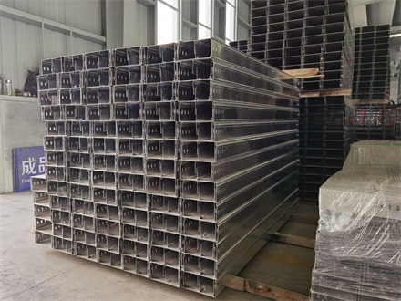 线槽过线盒及使用方法是什么?